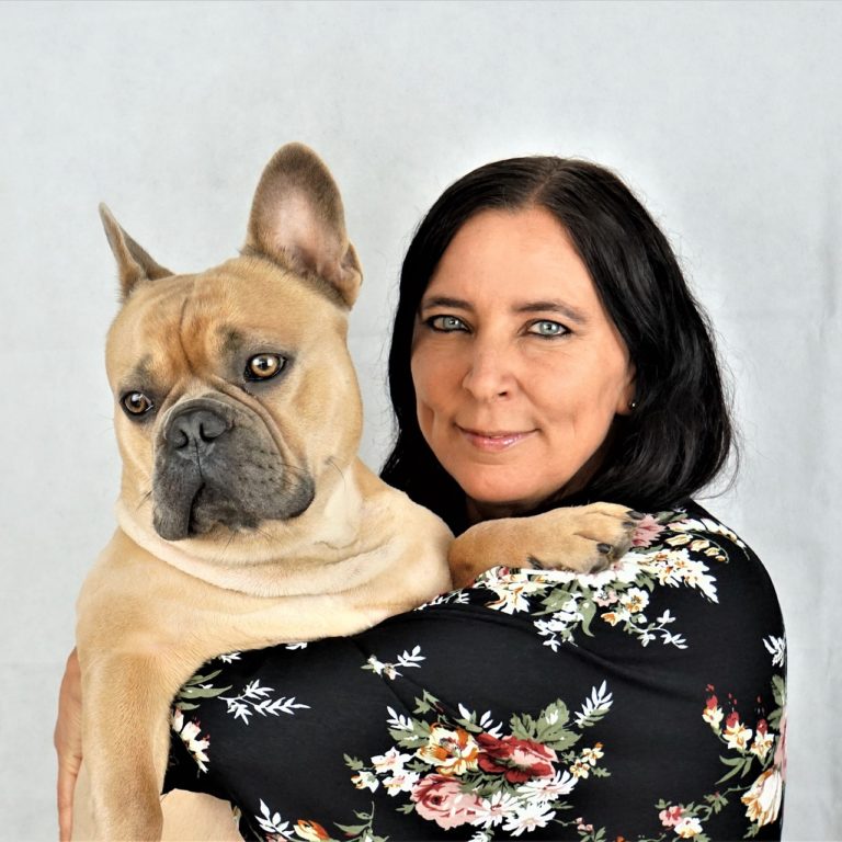 Senior Woman Has Created 450 Blankets By Hand And Donated It To Shelter Dogs